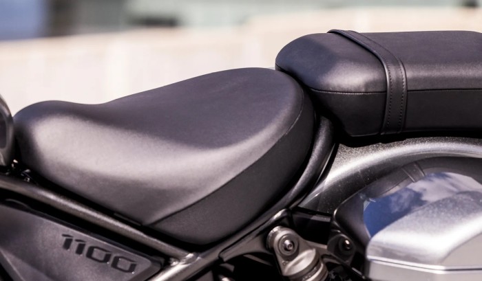 Thick Seat Thick Seat
