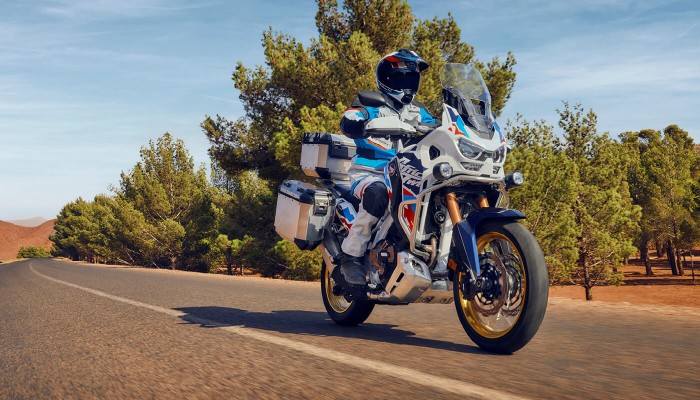 crf1100l-africa-twin-adventure-sports-product-page-zig-zag-img1-1400x800